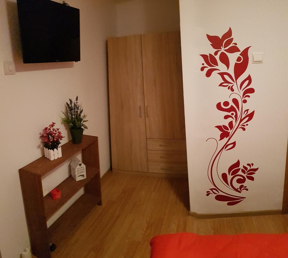 My Place - Cozy Rooms Nagyszeben Kültér fotó